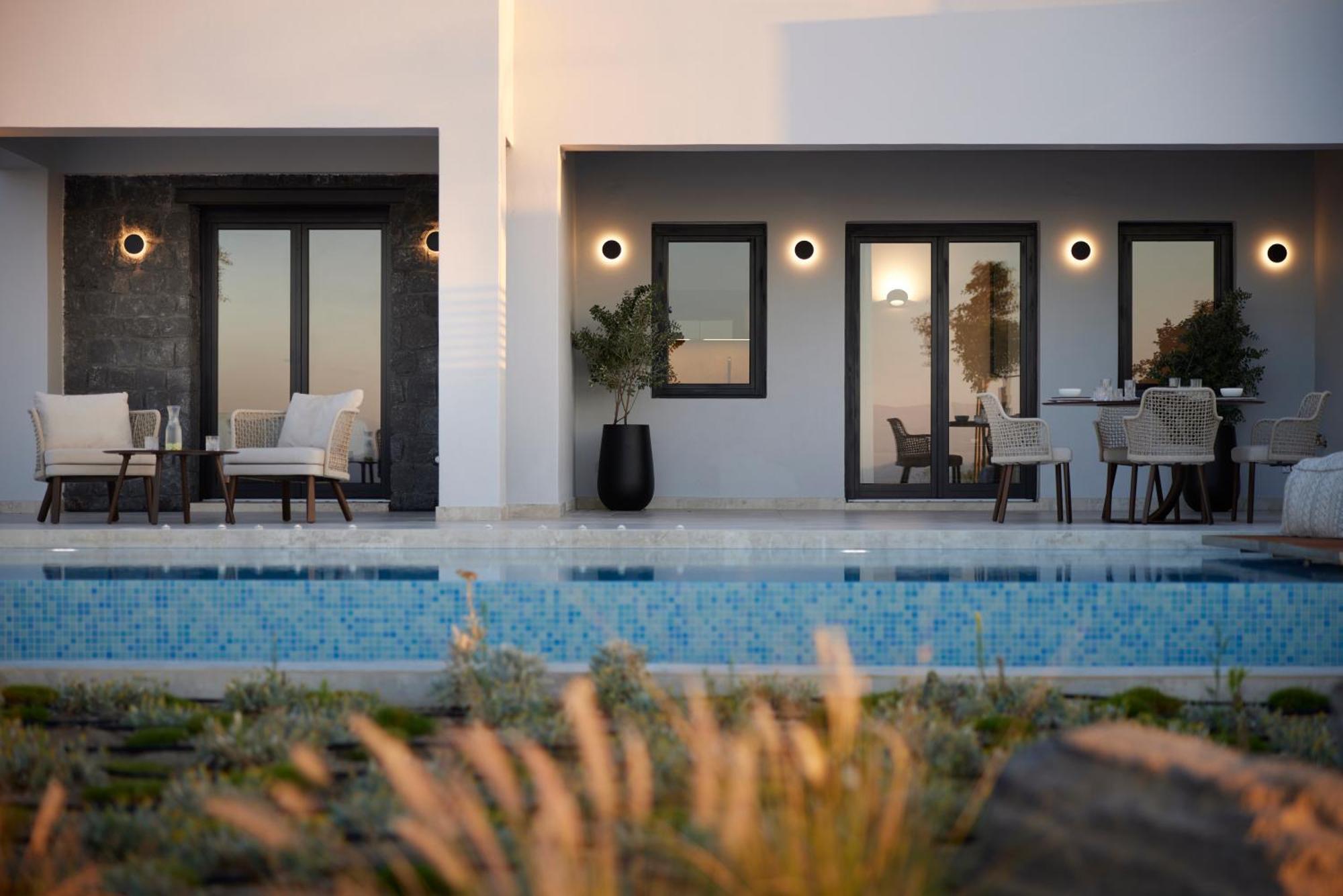 Aernia Suites & Art Akrotírion Екстериор снимка