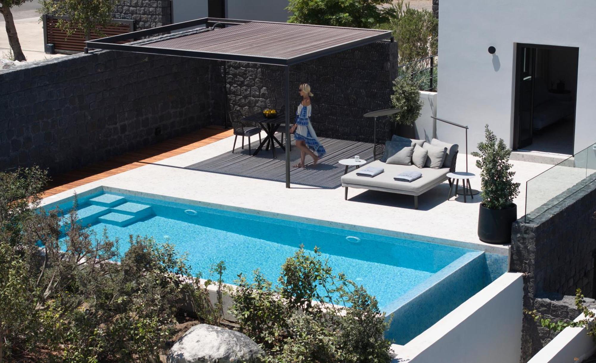 Aernia Suites & Art Akrotírion Екстериор снимка